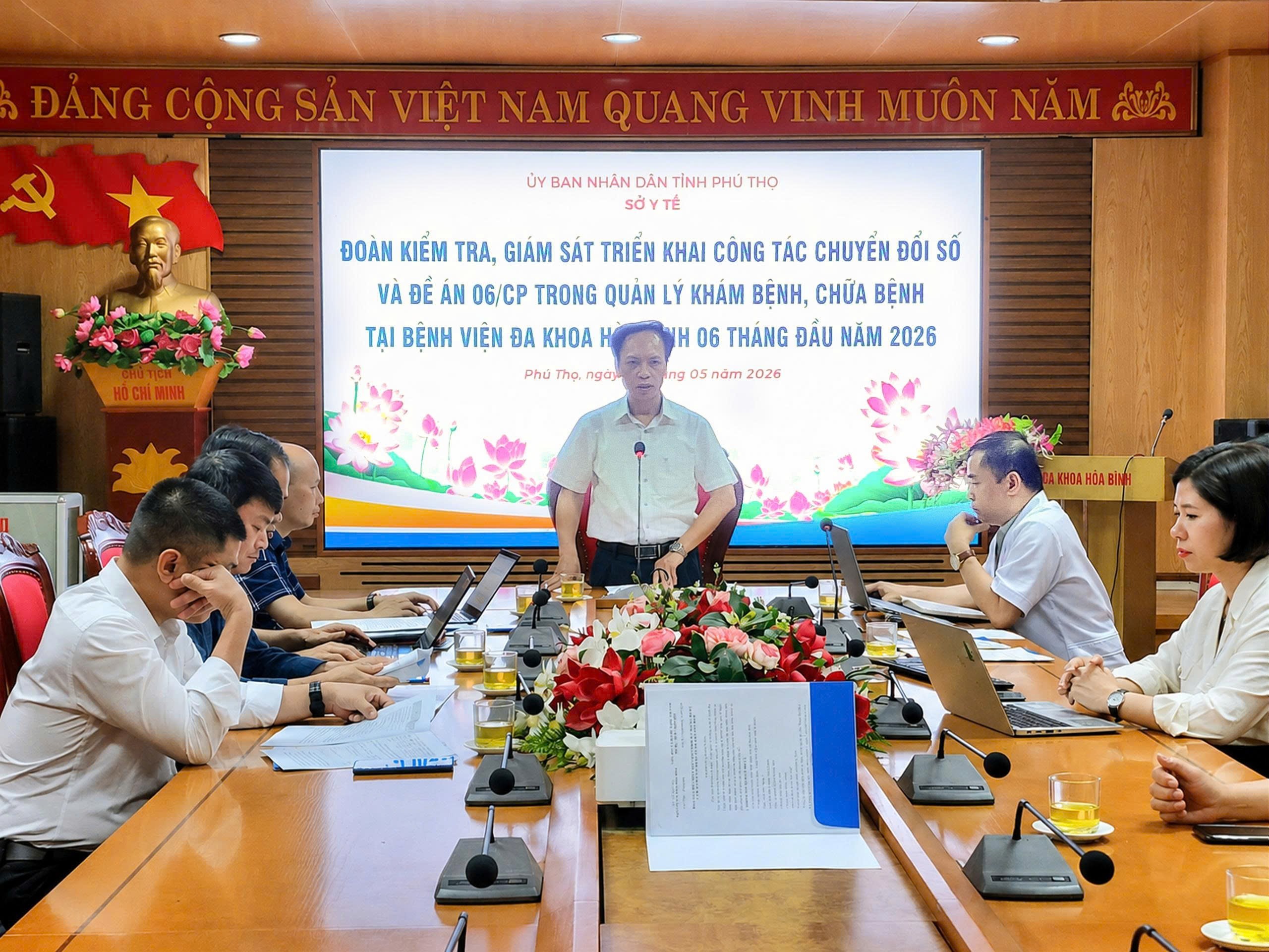   Đoàn kiểm tra Sở Y tế Phú Thọ đánh giá cao bước đột phá trong chuyển đổi số và triển khai bệnh án điện tử tại Bệnh viện Đa khoa Hòa Bình
