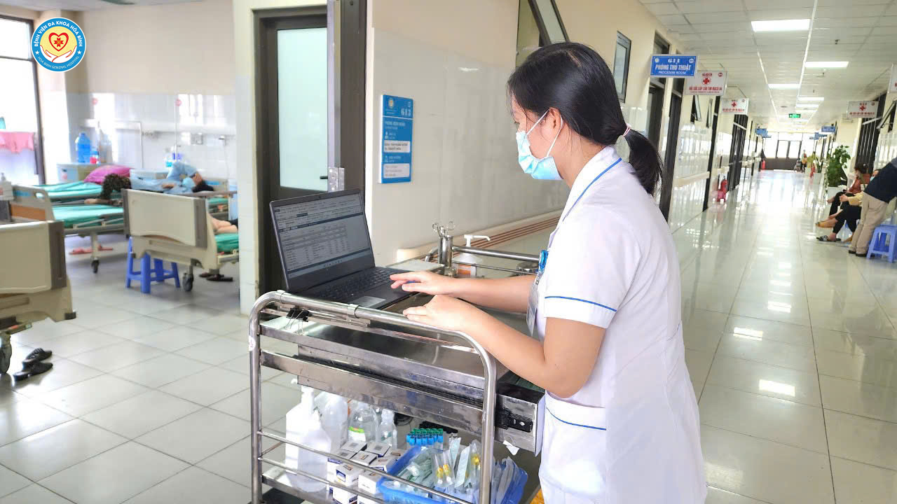   Bệnh viện Đa khoa Hòa Bình hưởng ứng ngày Chuyển đổi số quốc gia 10/10