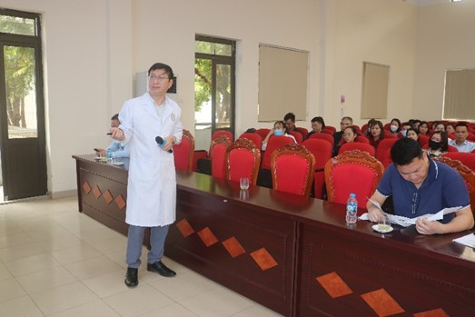  Tập huấn chuyên môn “Hướng dẫn chẩn đoán và điều trị bệnh sởi”