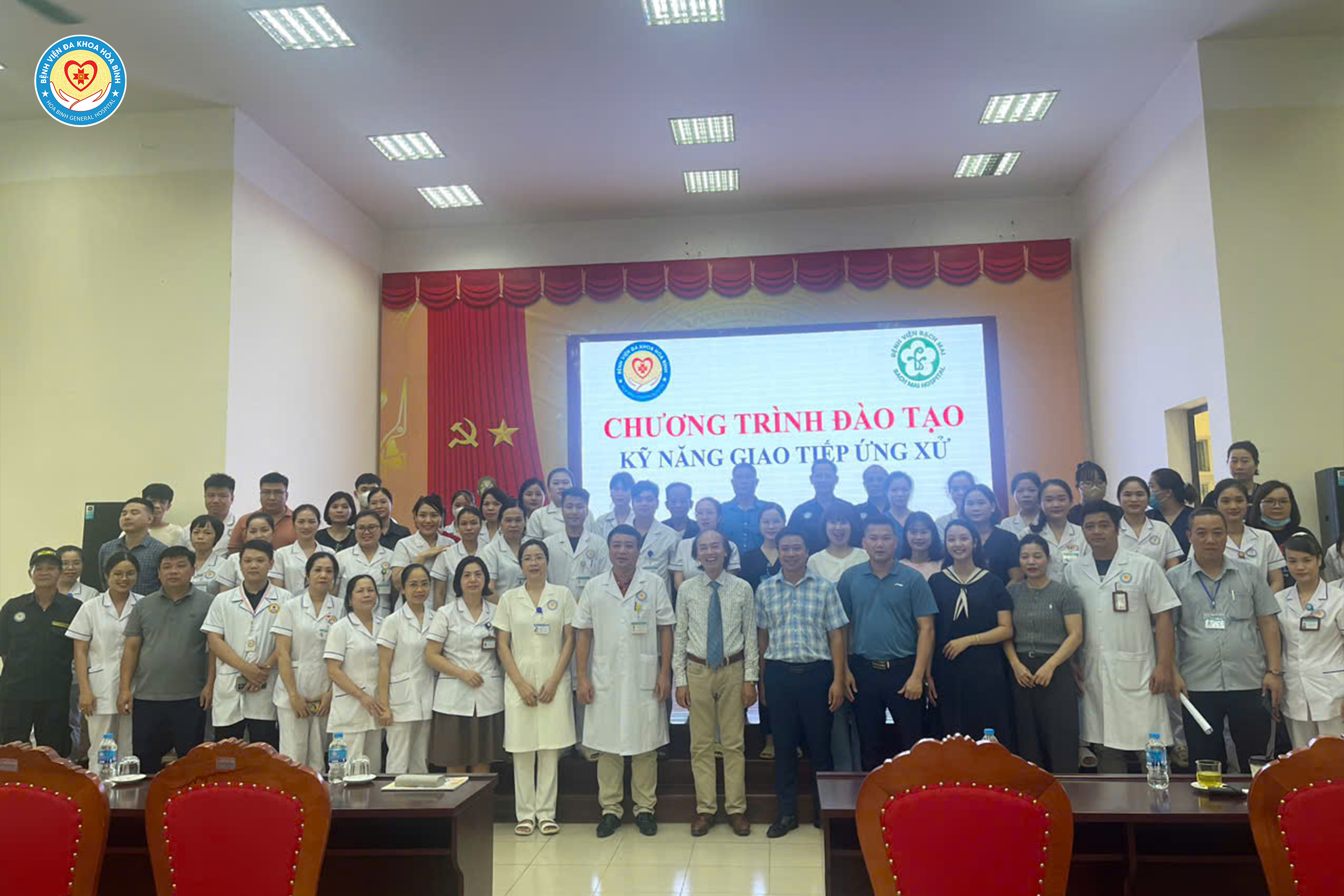  Hơn 80 học viên Bệnh viện Đa khoa Hoà Bình tham dự chương trình đào tạo kỹ năng giao tiếp ứng xử năm 2025